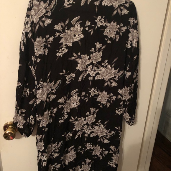 Cardigan - Picture 5 of 6